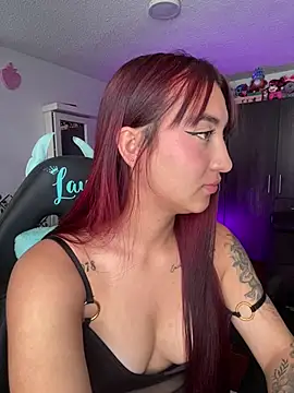 Snapshot of _Tammyy chatting on 02-21-25, 09:54  Tammyy online show from 02-21-25, 09:54