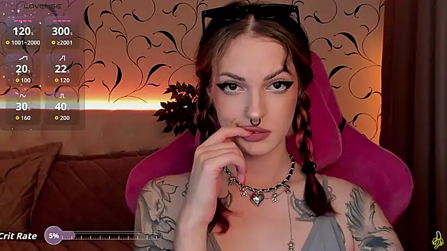 BratzieDarsie online show from 10-04-25, 08:23