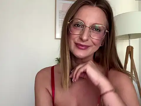 Snapshot of HornyJudith chatting on 02-27-26, 07:08 HornyJudith online show from 02-27-26, 07:08