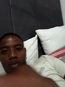 BLACK BOTTOM03 online show from 01-05-26, 06:44