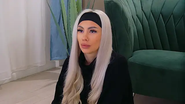 Bailey Rush online show from 11-14-25, 04:49