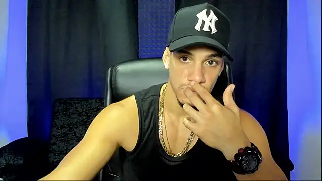 jhonnysnow17 online show from 10-10-25, 11:04