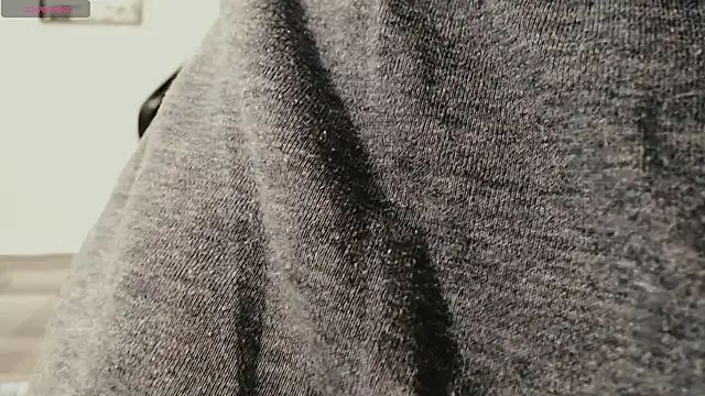 Snapshot of cutehairymacho chatting on 11-09-25, 03:32 cutehairymacho online show from 11-09-25, 03:32