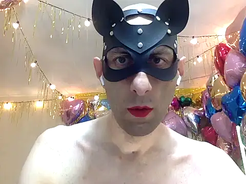 Snapshot of HandsomeAlfie chatting on 07-18-26, 06:56 HandsomeAlfie online show from 07-18-26, 06:56