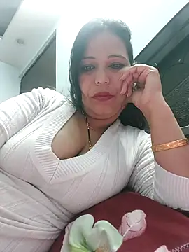 Poojabhabi101 online show from 03-05-25, 05:50