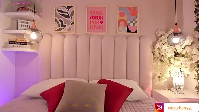 cute  cherry  online show from 10-02-25, 08:16