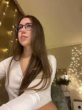 Snapshot of Ann_space chatting on 01-18-25, 04:21 Ann space online show from 01-18-25, 04:21