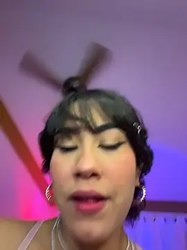 Snapshot of ZahaRoseee chatting on 03-03-26, 01:23 ZahaRoseee online show from 03-03-26, 01:23