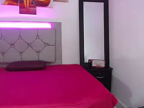 Snapshot of sofia_collenx chatting on 02-06-26, 10:35 sofia collenx online show from 02-06-26, 10:35