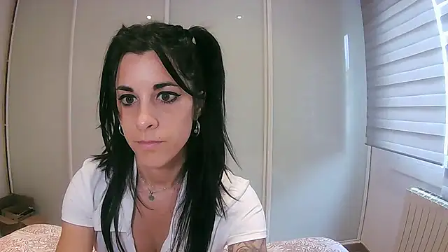 secretoeternoo online show from 04-11-26, 04:55