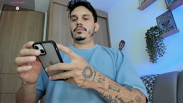 alejandro stark online show from 06-24-26, 08:52