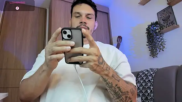 alejandro stark online show from 06-30-26, 09:21