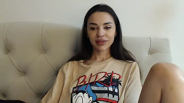 Snapshot of Mika_Gold chatting on 11-06-25, 02:29 Mika Gold online show from 11-06-25, 02:29