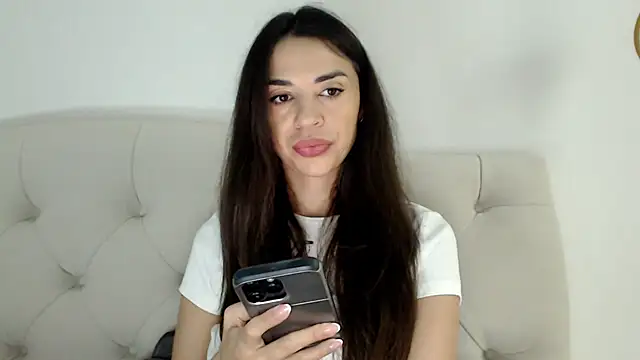 Snapshot of Mika_Gold chatting on 11-23-25, 11:32 Mika Gold online show from 11-23-25, 11:32