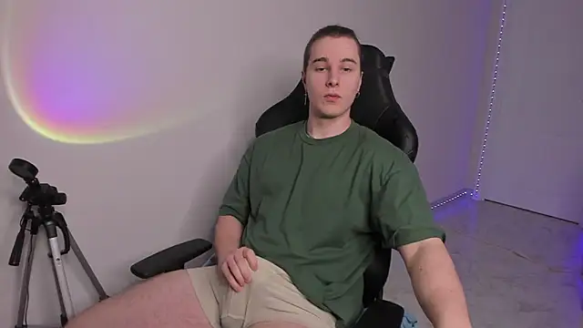 Vincent Strong online show from 02-15-25, 08:11