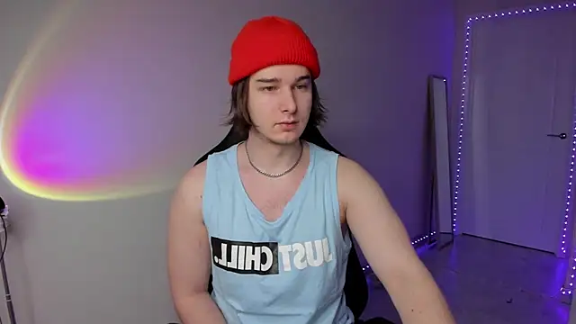 Vincent Strong online show from 03-09-25, 01:14