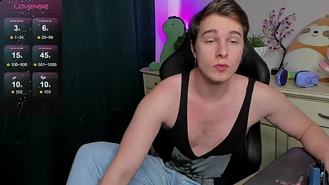 Vincent Strong online show from 09-12-25, 01:22