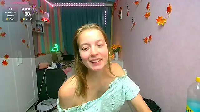 Snapshot of __Aphrodita__wow__ chatting on 10-10-25, 01:10 Aphrodita wow online show from 10-10-25, 01:10