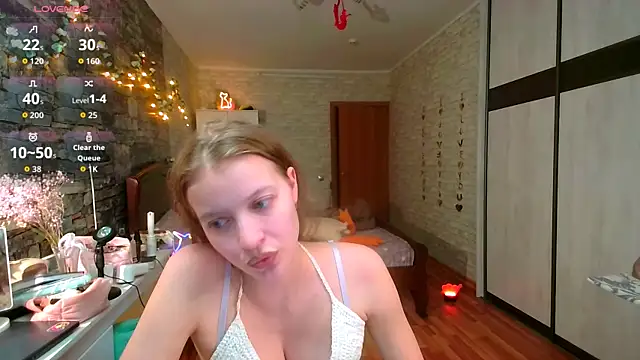 Snapshot of __Aphrodita__wow__ chatting on 02-21-26, 04:08 Aphrodita wow online show from 02-21-26, 04:08