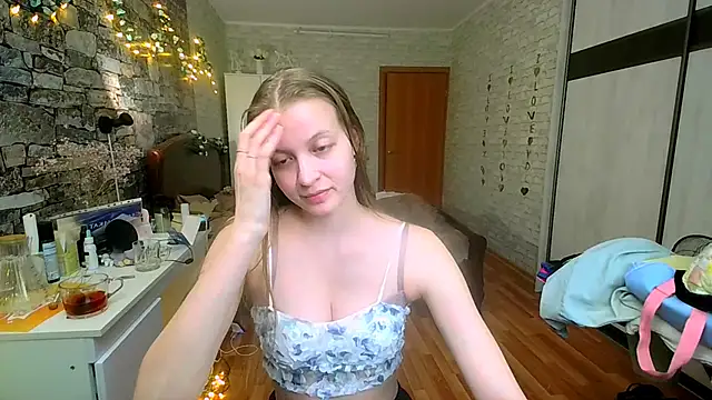   Aphrodita  wow   online show from 04-29-26, 01:37