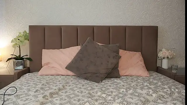 honeyed poison online show from 11-27-25, 10:39