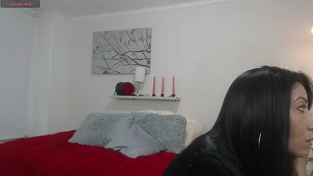 Snapshot of sofia_perez___ chatting on 06-19-26, 08:23 sofia perez online show from 06-19-26, 08:23