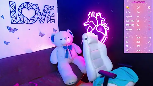 Snapshot of demyanderson_ chatting on 01-25-25, 10:50 demyanderson online show from 01-25-25, 10:50