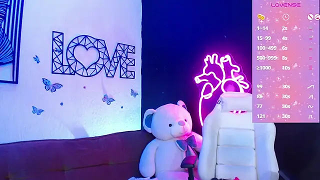 Snapshot of demyanderson_ chatting on 03-11-25, 03:37 demyanderson online show from 03-11-25, 03:37