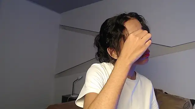 hot little bunny online show from 10-20-25, 09:04