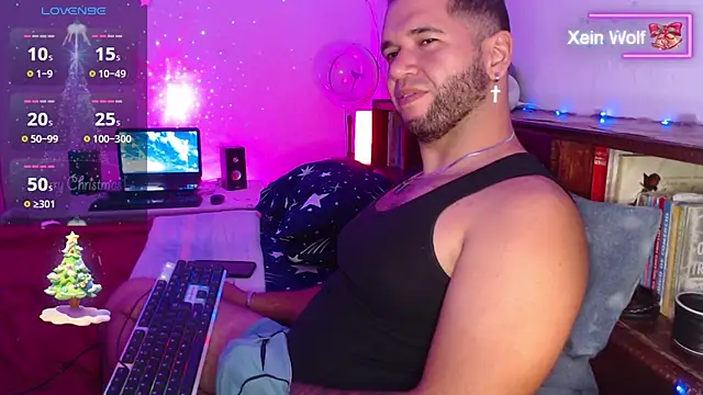 Snapshot of Xein_WoIf chatting on 12-10-24, 02:38 Xein WoIf online show from 12-10-24, 02:38