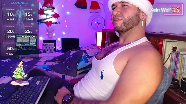 Snapshot of Xein_WoIf chatting on 12-18-24, 02:32 Xein WoIf online show from 12-18-24, 02:32