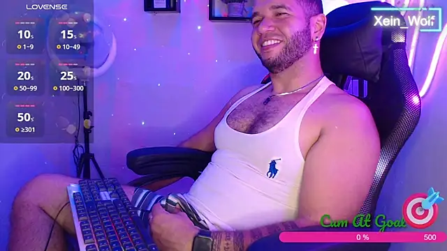Snapshot of Xein_WoIf chatting on 02-16-25, 03:04 Xein WoIf online show from 02-16-25, 03:04
