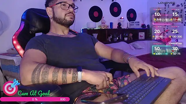 Xein WoIf online show from 06-14-26, 12:29