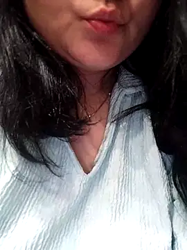 Snapshot of Doll_Nepali chatting on 12-15-25, 05:28 Doll Nepali online show from 12-15-25, 05:28