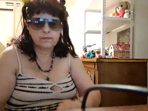 Snapshot of Samantha_Squirt@xh chatting on 05-20-26, 10:16 Samantha Squirtxh online show from 05-20-26, 10:16