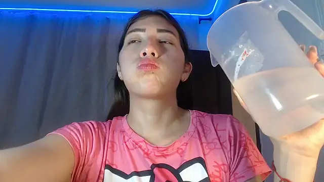 DaMikaela  online show from 12-12-24, 06:53