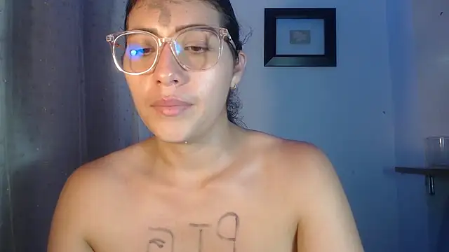 DaMikaela  online show from 03-05-25, 10:32