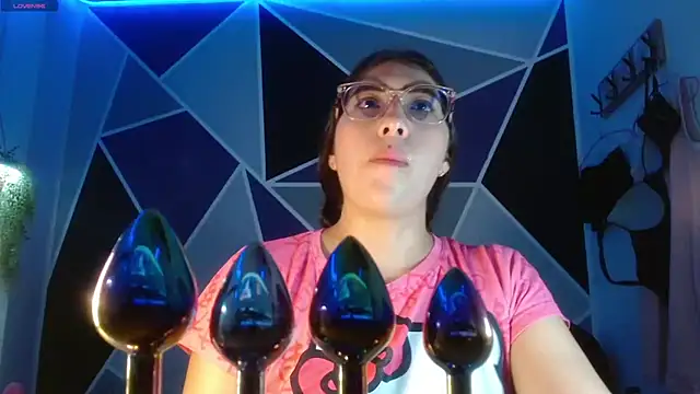 DaMikaela  online show from 09-16-25, 06:42