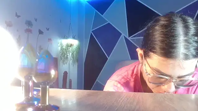 DaMikaela  online show from 09-22-25, 06:43