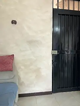 LiraRusso online show from 04-25-26, 08:39