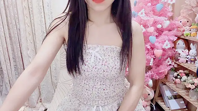 Snapshot of Rellababyy chatting on 12-15-25, 01:37 Rellababyy online show from 12-15-25, 01:37