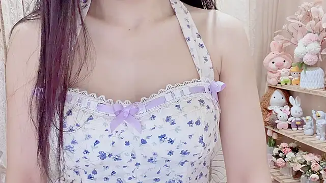 Snapshot of Rellababyy chatting on 01-06-26, 01:20 Rellababyy online show from 01-06-26, 01:20