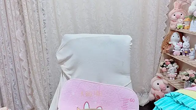 Snapshot of Rellababyy chatting on 02-10-26, 02:15 Rellababyy online show from 02-10-26, 02:15