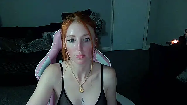 Snapshot of Red_firesquirt chatting on 12-02-24, 09:50 Red firesquirt online show from 12-02-24, 09:50