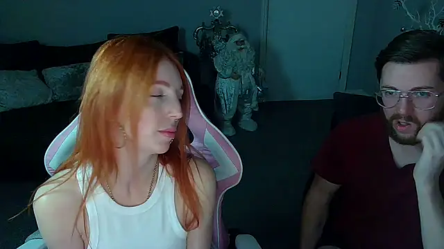 Snapshot of Red_firesquirt chatting on 12-12-24, 09:04 Red firesquirt online show from 12-12-24, 09:04