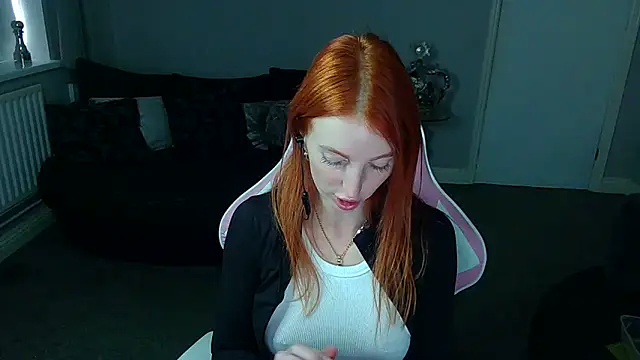 Snapshot of Red_firesquirt chatting on 01-27-25, 03:28 Red firesquirt online show from 01-27-25, 03:28