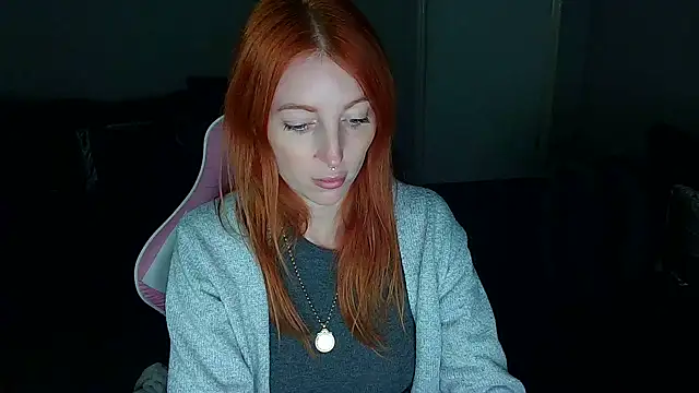 Snapshot of Red_firesquirt chatting on 02-07-25, 02:37 Red firesquirt online show from 02-07-25, 02:37