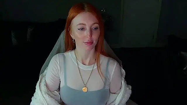 Snapshot of Red_firesquirt chatting on 02-19-25, 03:16 Red firesquirt online show from 02-19-25, 03:16