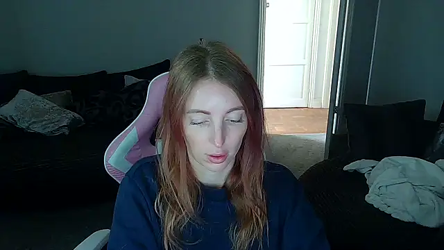 Red firesquirt online show from 03-16-26, 11:47