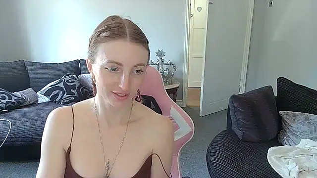 Red firesquirt online show from 04-29-26, 08:51